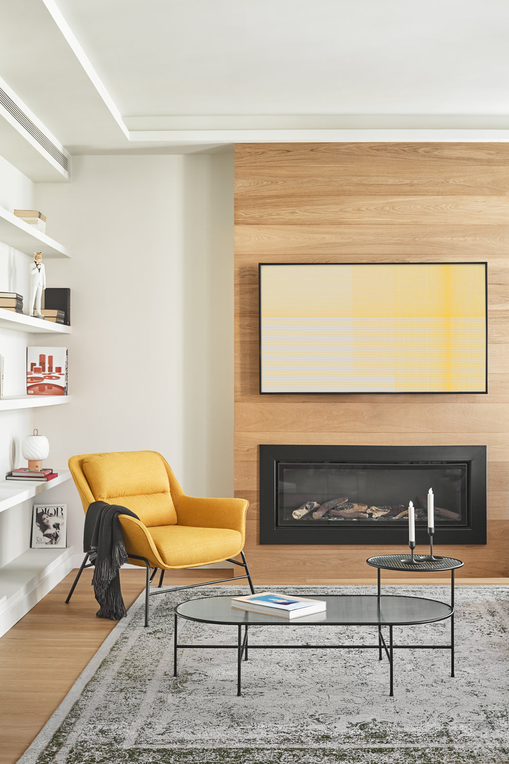 Fauteuil moderne 86x91 h43 cm Sadira avec accoudoirs en tissu moutarde