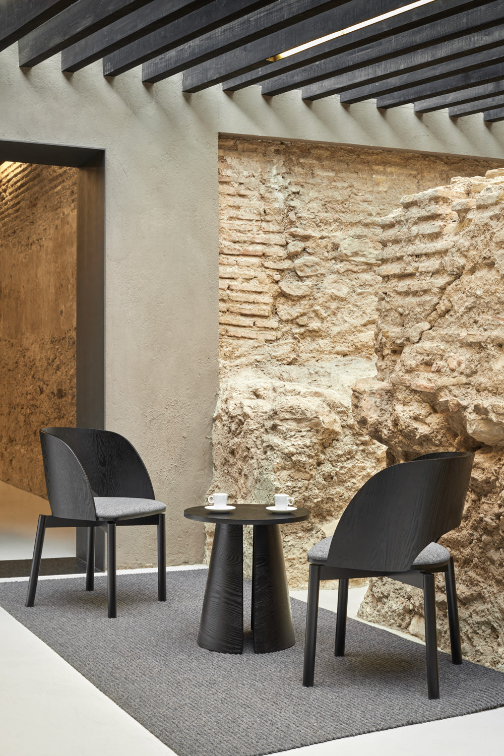 Lot de 2 chaises 50x78 h45 cm Dam en frêne noir