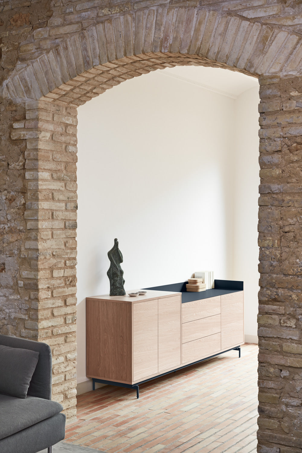 Buffet 3 portes 3 tiroirs 200x45 cm Valley de Teulat chêne/bleu