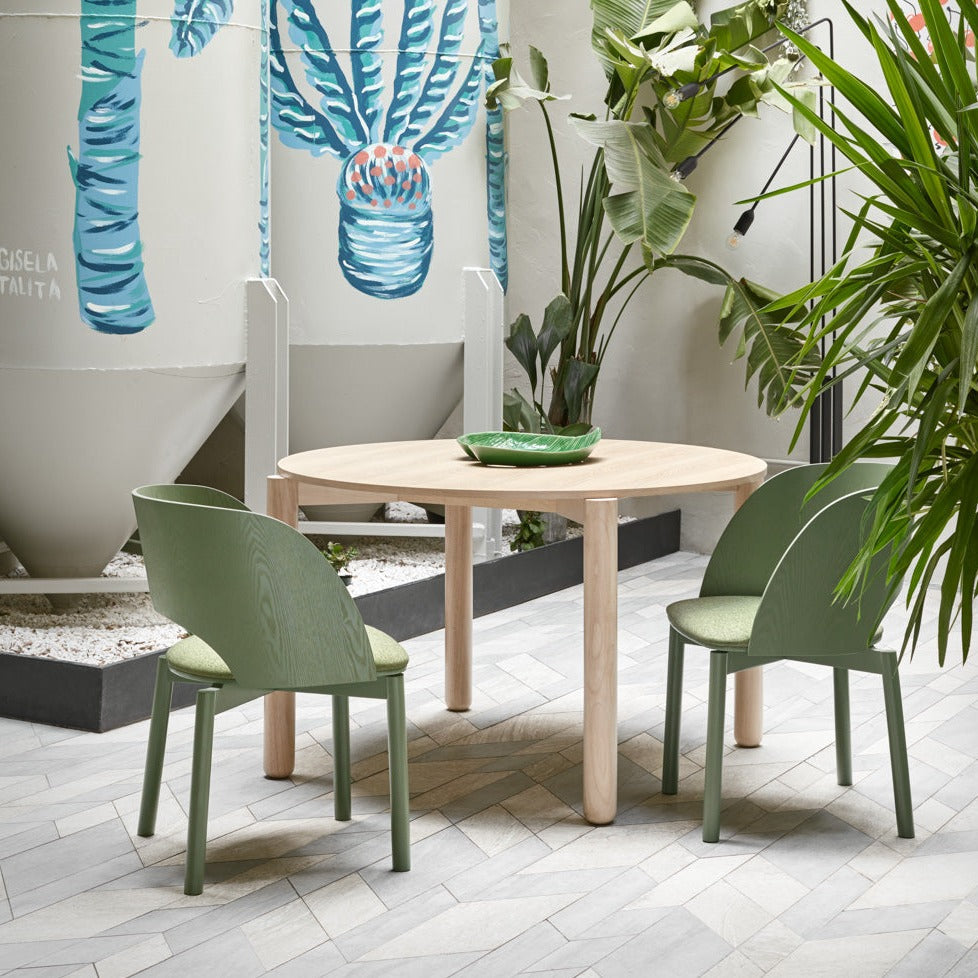 Table ronde 4 places Ø120 cm Atlas de Teulat en bois naturel