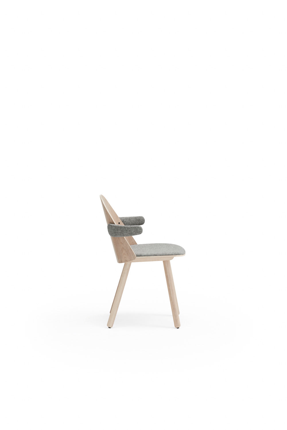 Lde 2 chaises Uma en bois naturel avec accoudoirs