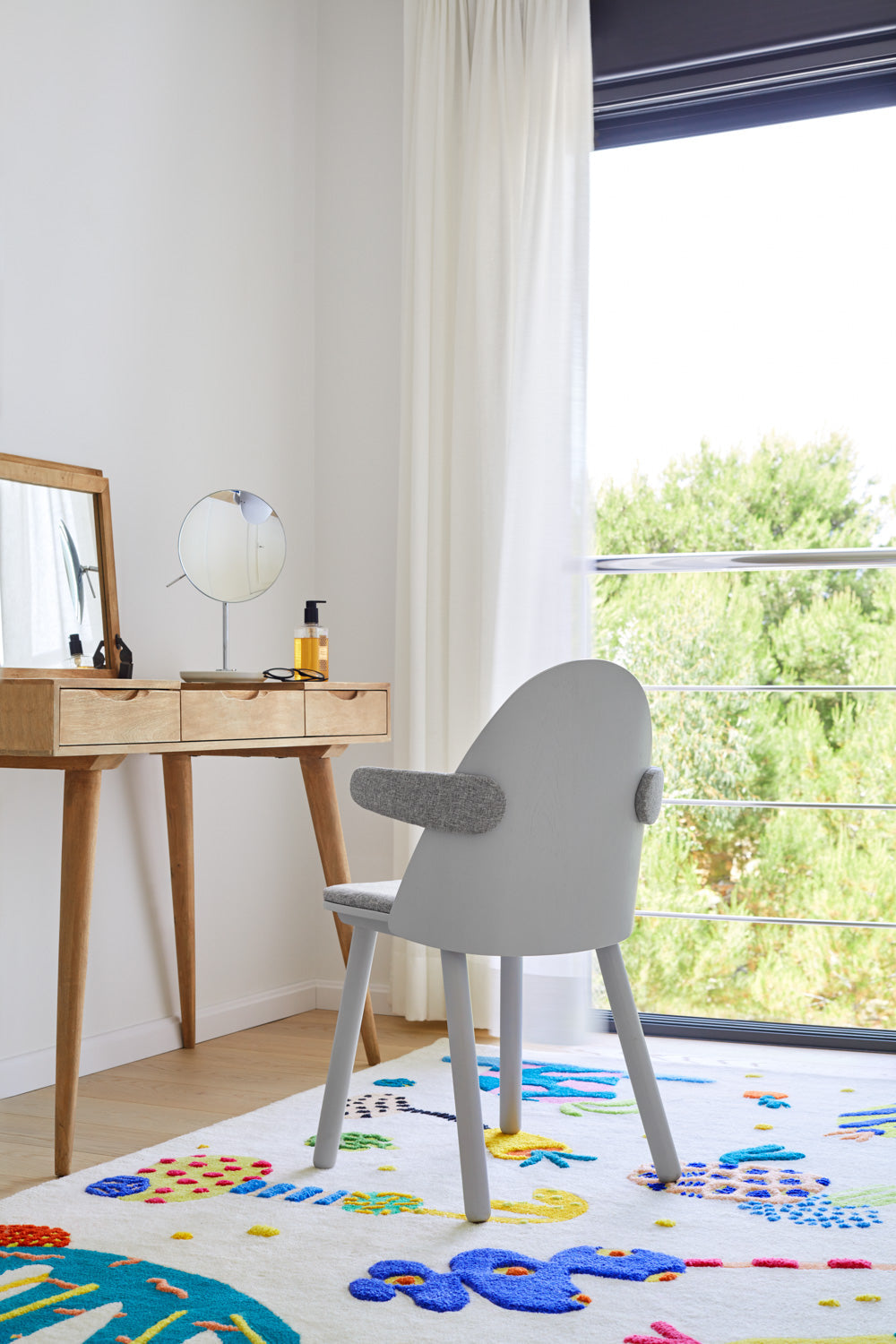 Lot de 2 chaises Uma grise avec accoudoirs