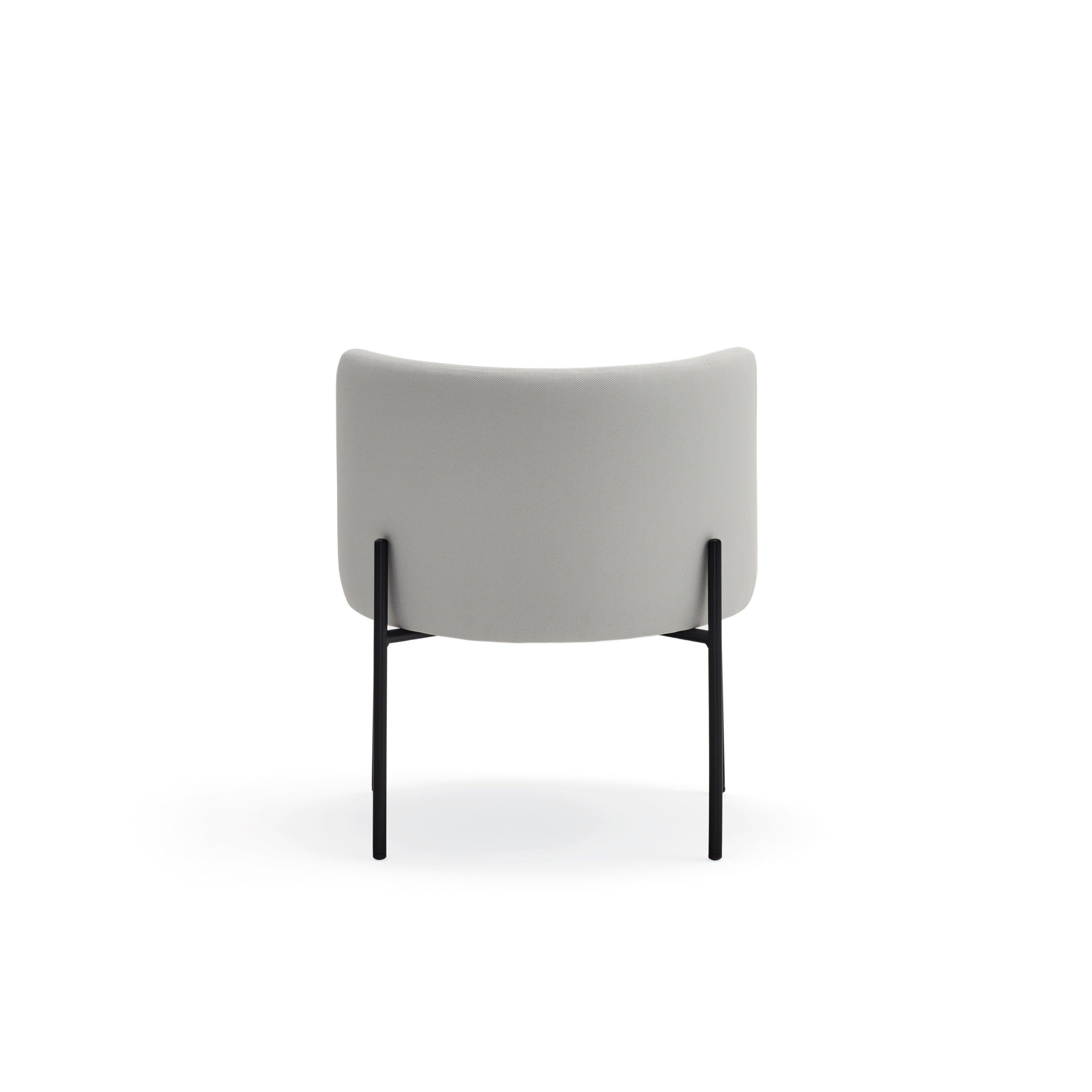 Fauteuil 66x74 h49 en tissu gris avec structure en métal