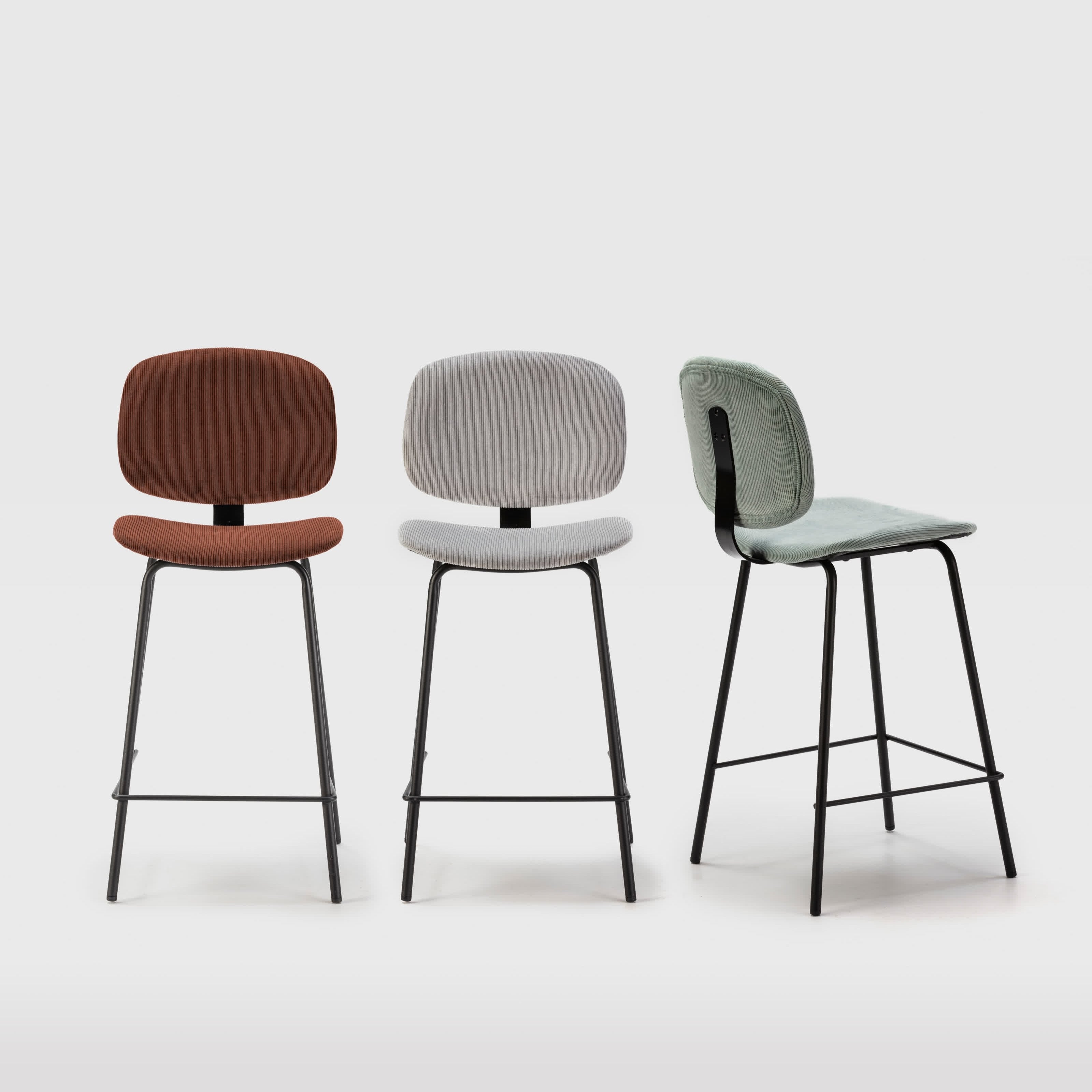 Set di 2 sgabelli in stile retrò in velluto a coste e metallo nero Anna 44x51 h98 cm