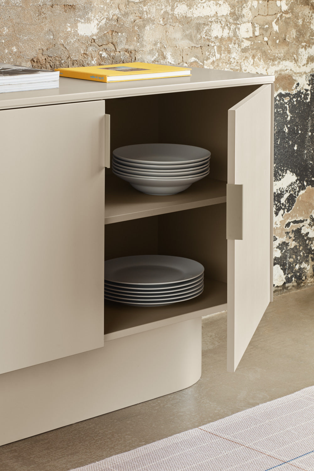 Commode 2 portes 100x82 cm Totem laquée sable