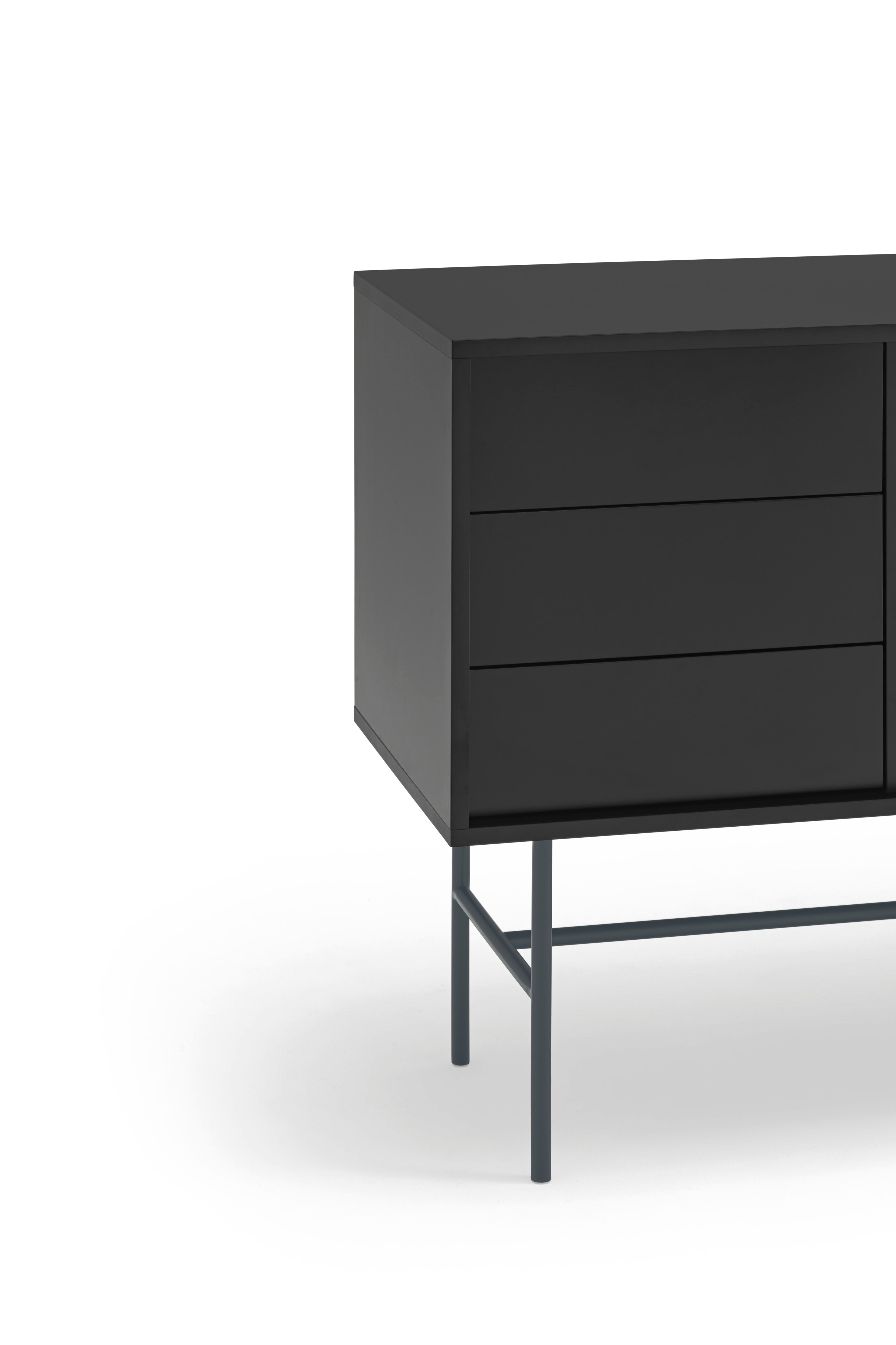 Commode 3 tiroirs et porte coulissante laquée noir et gris anthracite Nube de Teulat 140x91 cm