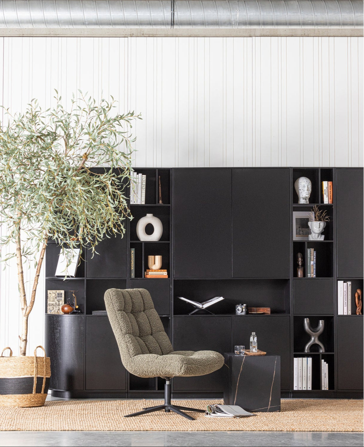 Buffet 2 portes en bois de pin noir mat Finca 210x78 cm