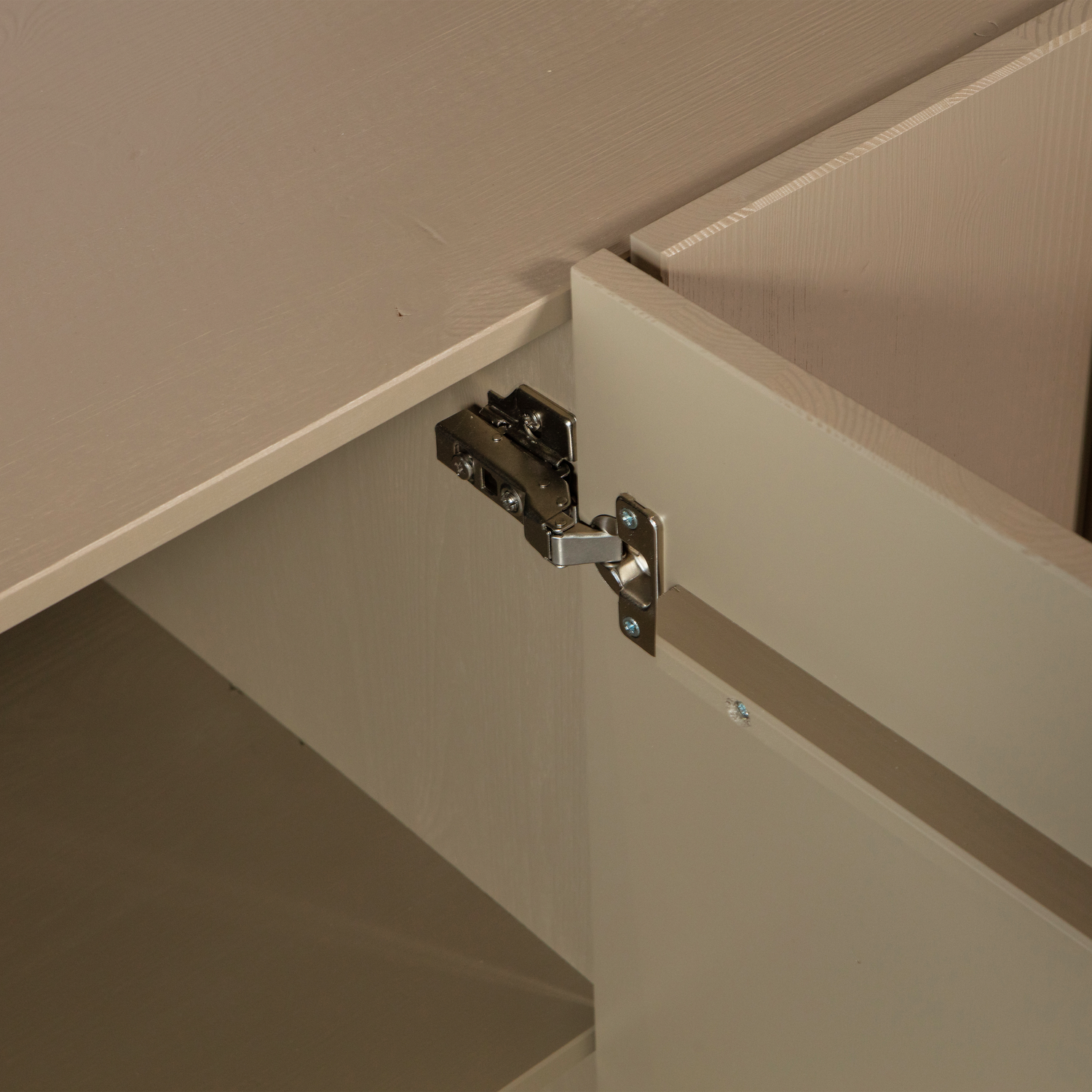 Madia 4 ante in legno di pino Basu 200x85 cm