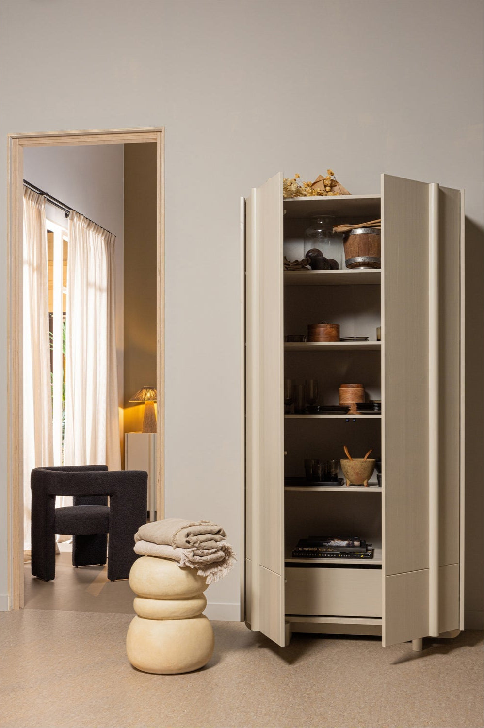 Tavolino in fibra di argilla Yvo 47x37 cm