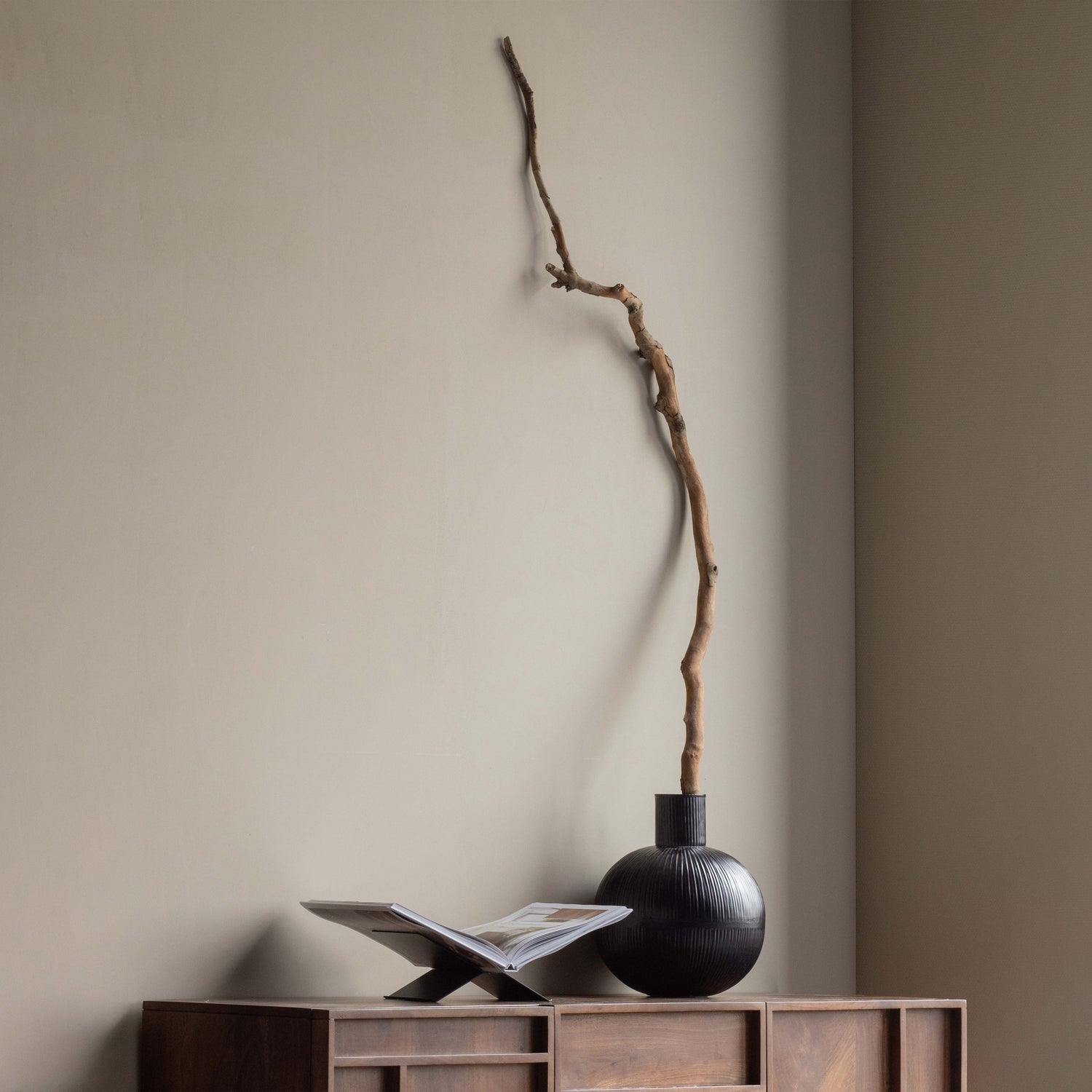 Buffet 2 portes 3 tiroirs en bois de manguier Forrest 75x160 cm