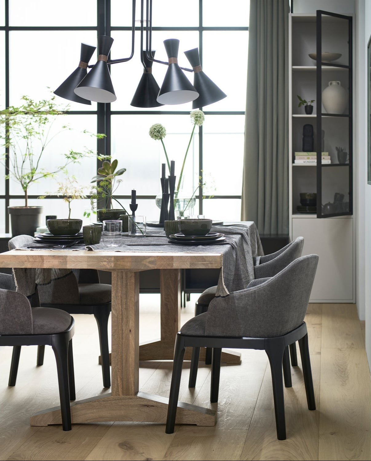 Vitrine 2 portes en bois de pin gris brouillard Basic 230x5 cm