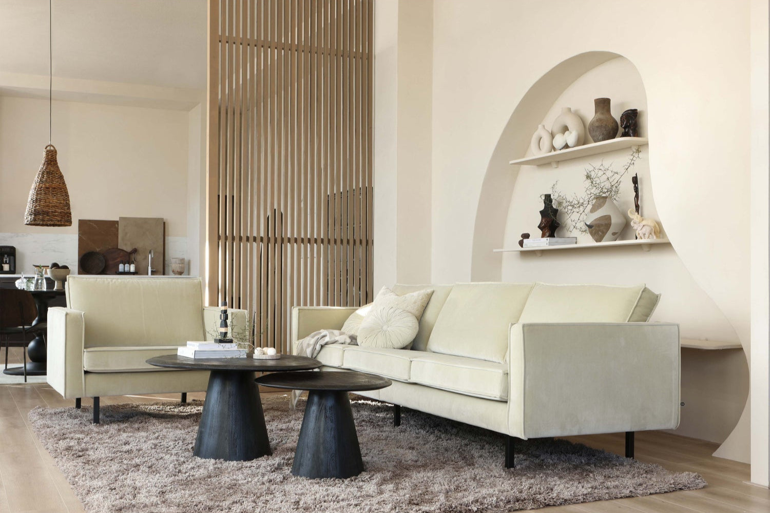 Table basse en bois de manguier noyer Posture