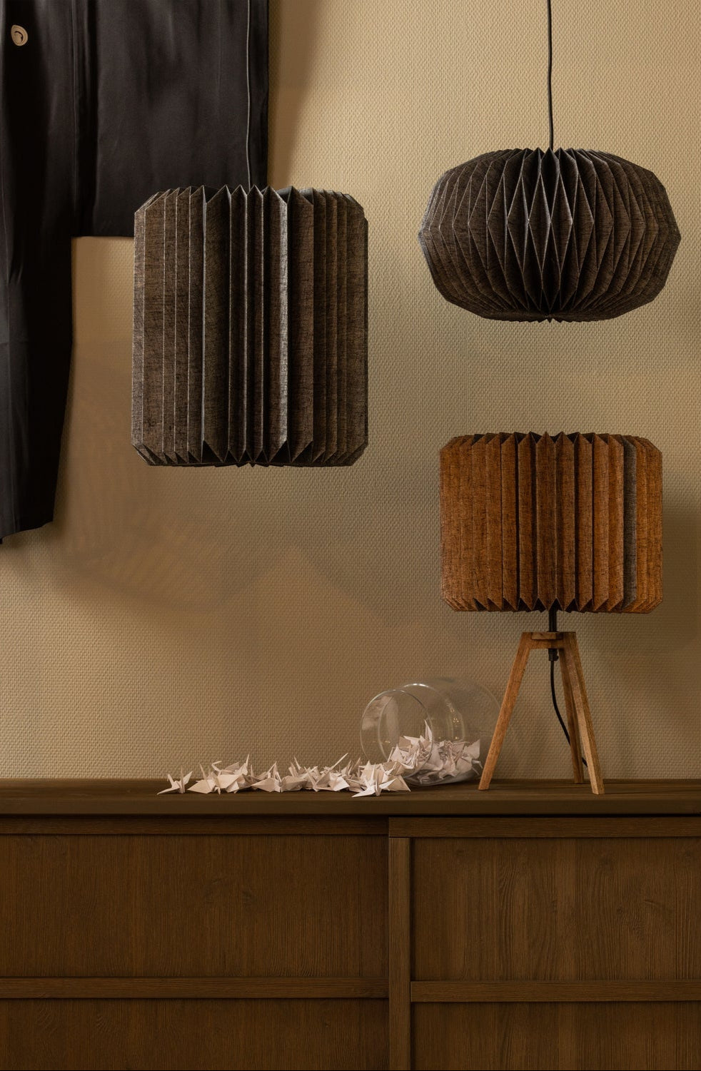 Lampada a sospensione in carta Bones 40x44 cm