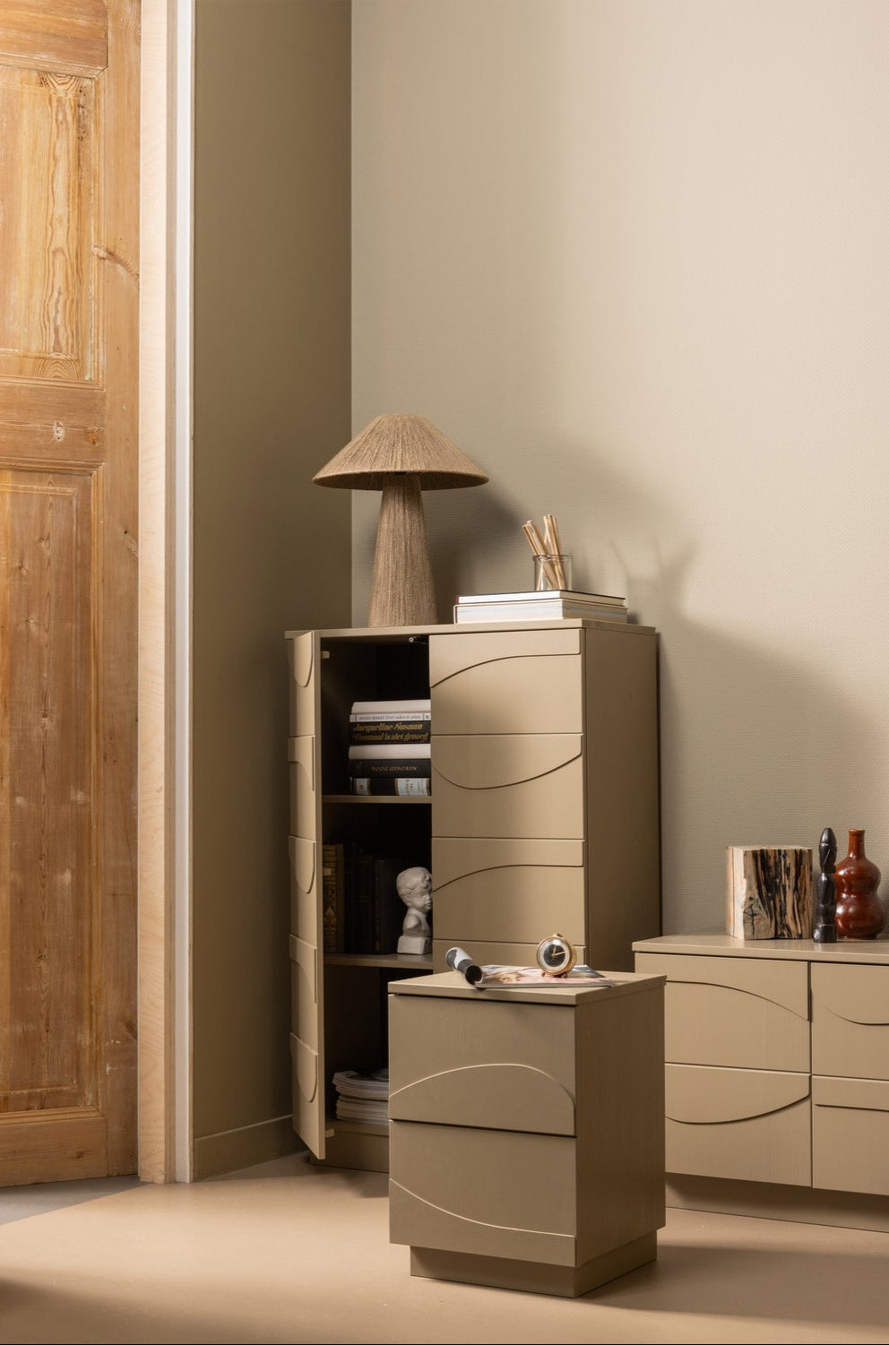 Buffet 2 portes effet 3D en bois de pin Teo 116x72 cm