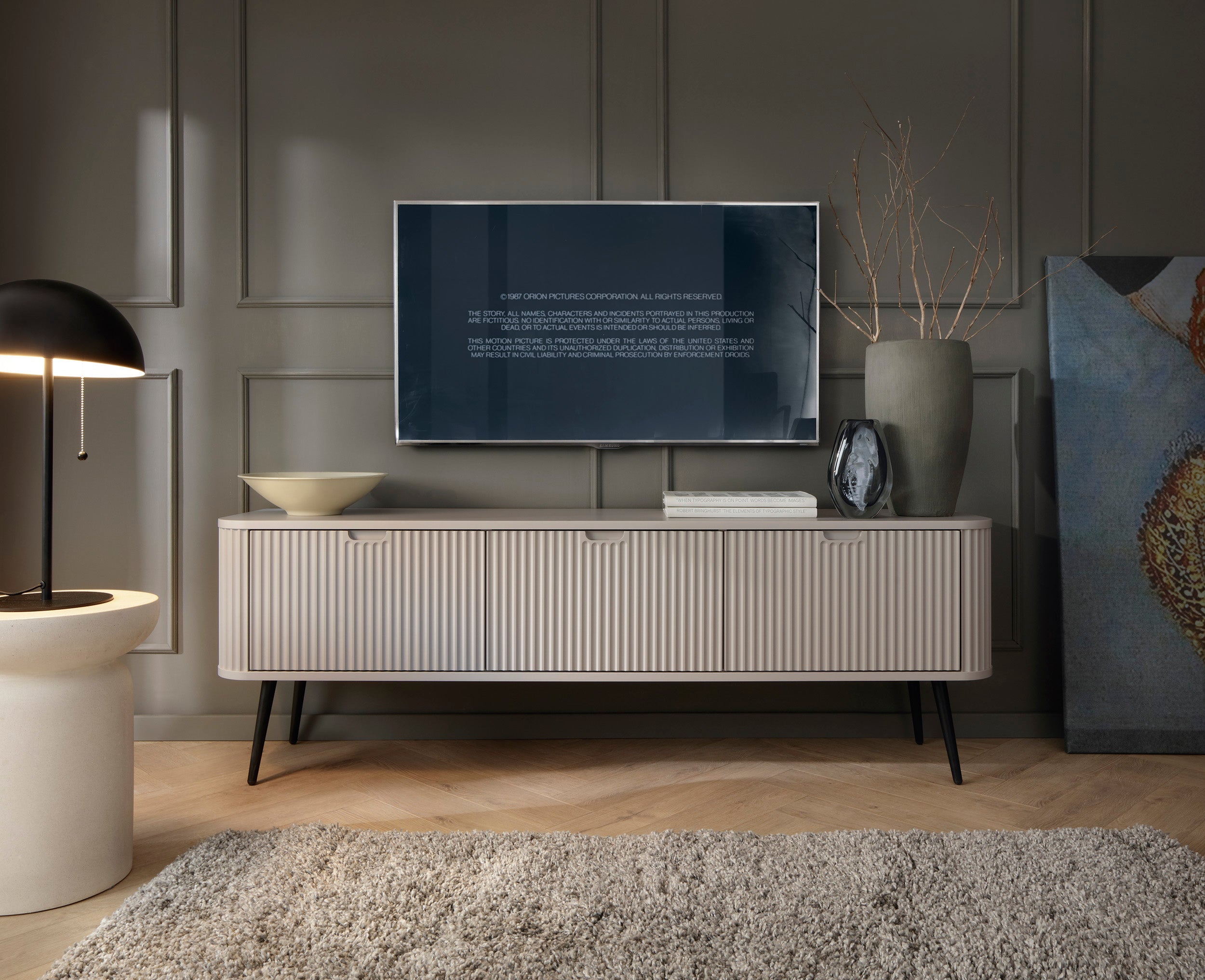 Meuble TV 3 portes avec pieds en métal Calisio 168x56 cm