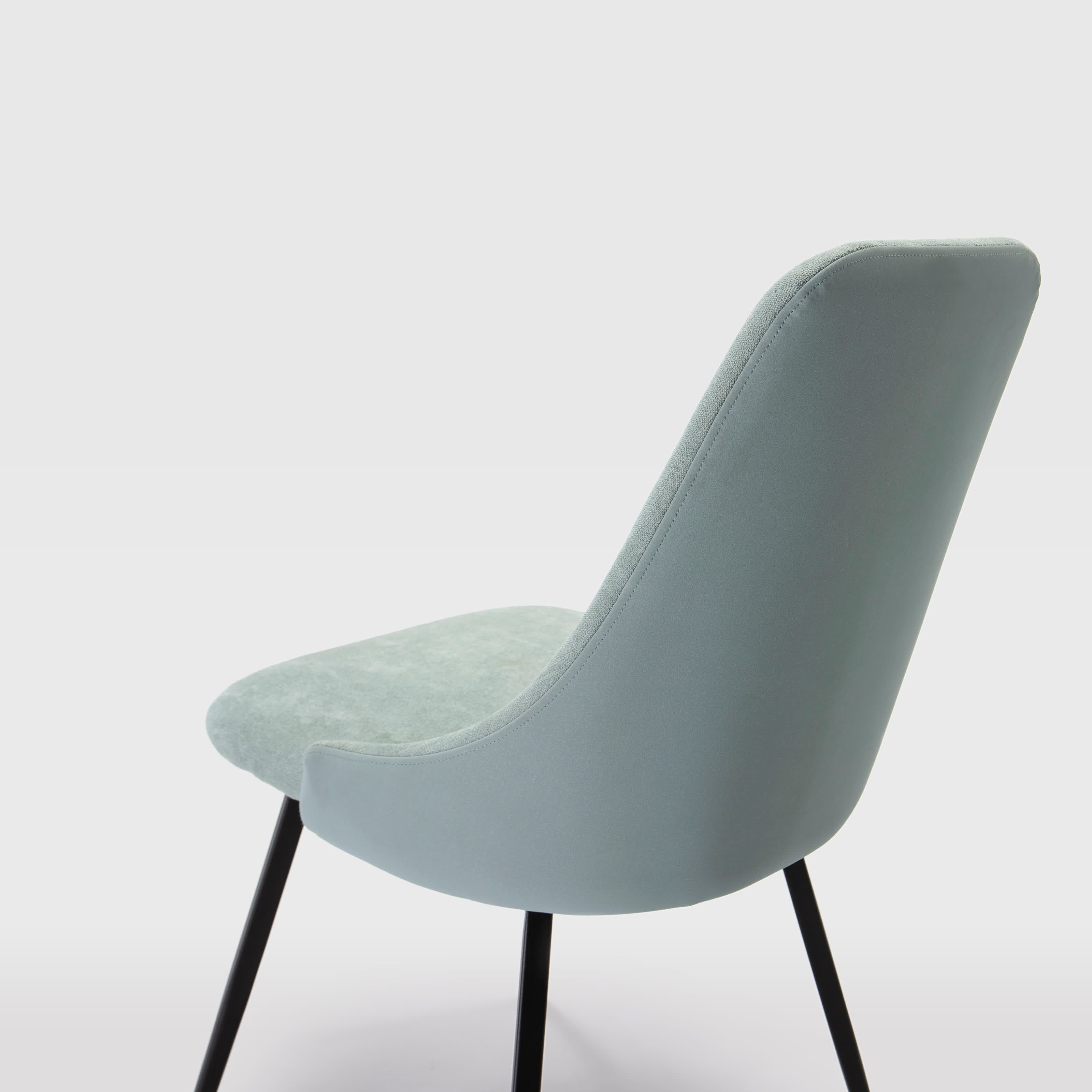 Set di 2 sedie in tessuto con gambe in metallo Elisa 43x44 h90 cm