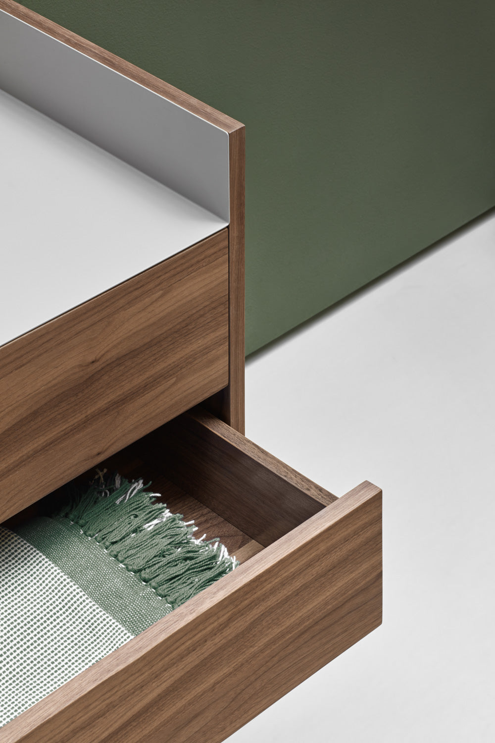 Buffet 3 tiroirs 2 portes 150x45 cm Valley de Teulat noyer/gris clair