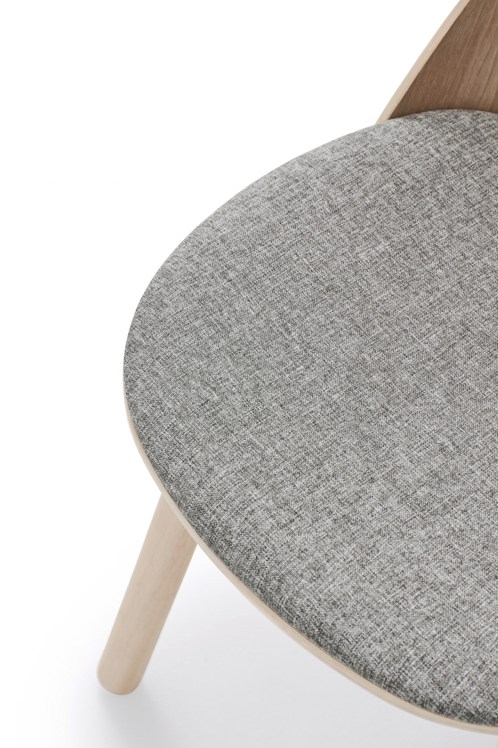 Lot de 2 chaises Uma en bois naturel et tissu gris clair 
