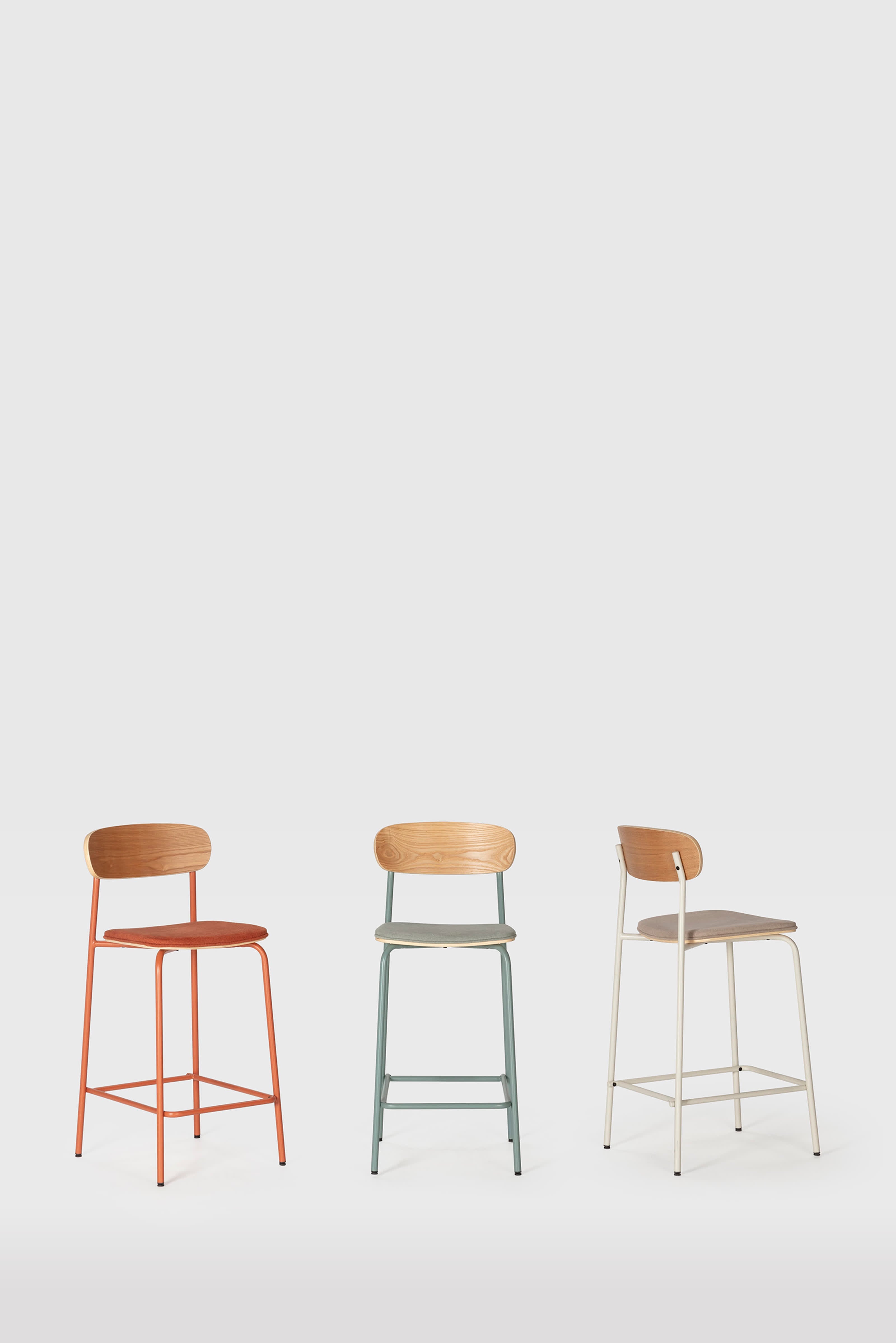 Set di 2 sgabelli in legno con seduta imbottita Adriana 41x48 h94 cm