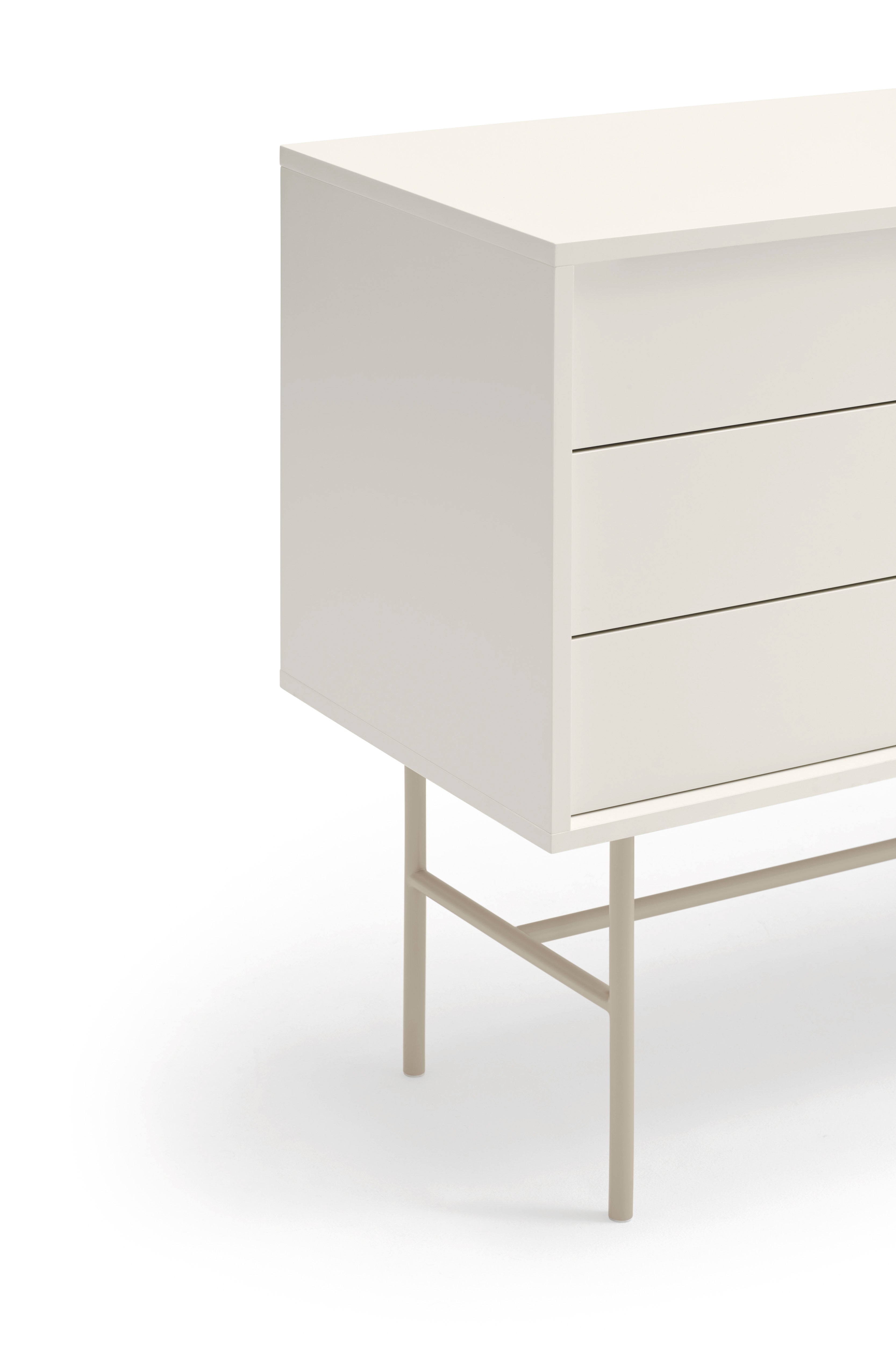 Buffet 3 tiroirs avec porte coulissante laquée crème et sable avec pied en fer Nube par Teulat 180x45cm