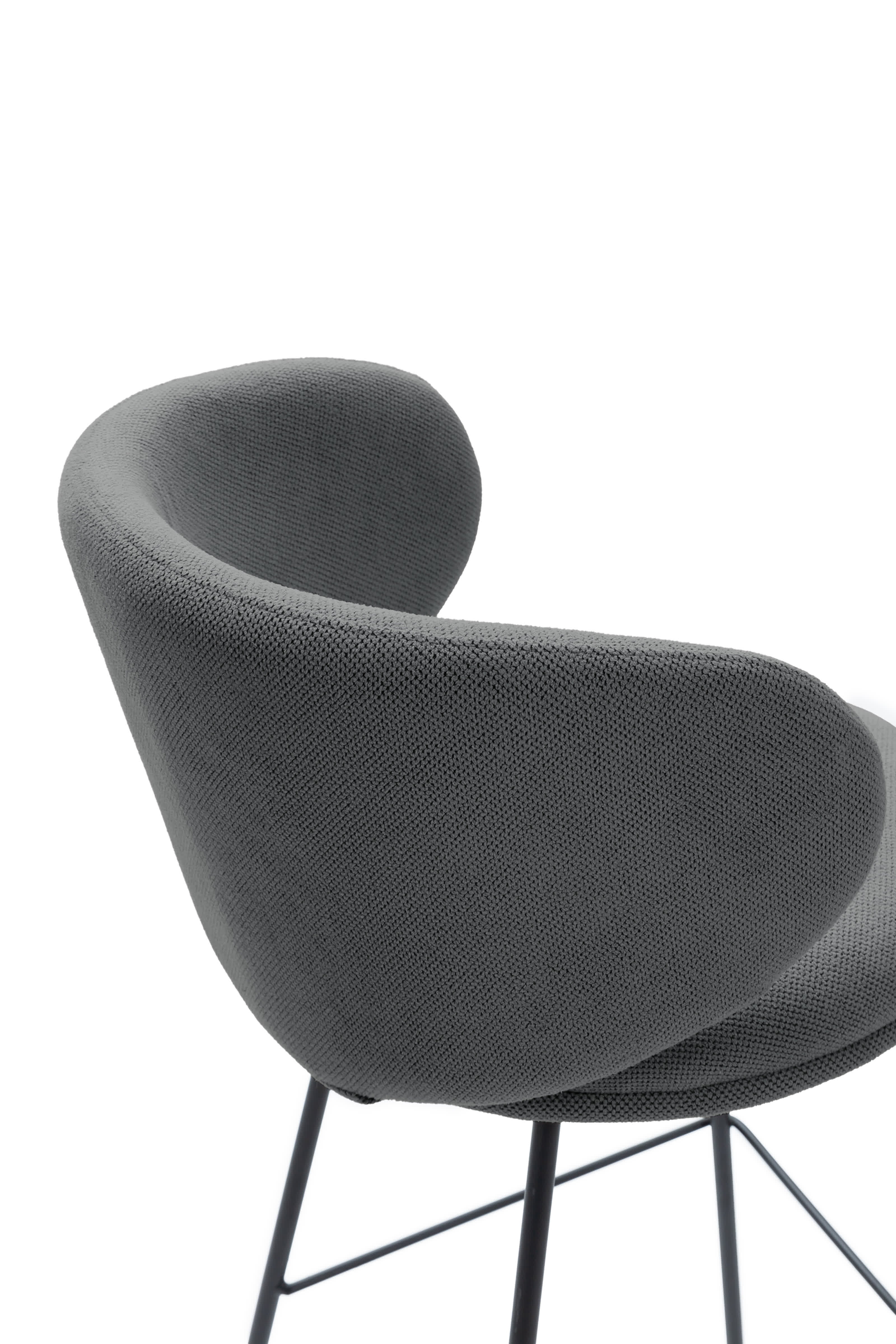 Set di 2 sgabelli in tessuto con gambe lunghe in metallo Raisa 54x51 h88 cm