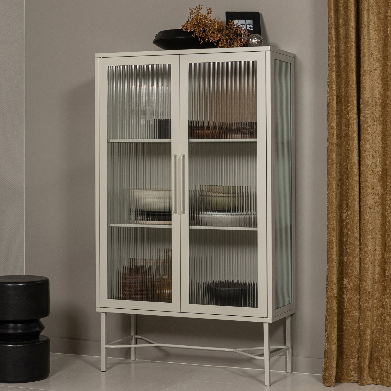 Tavolino nero opaco Tuve 45x30 cm