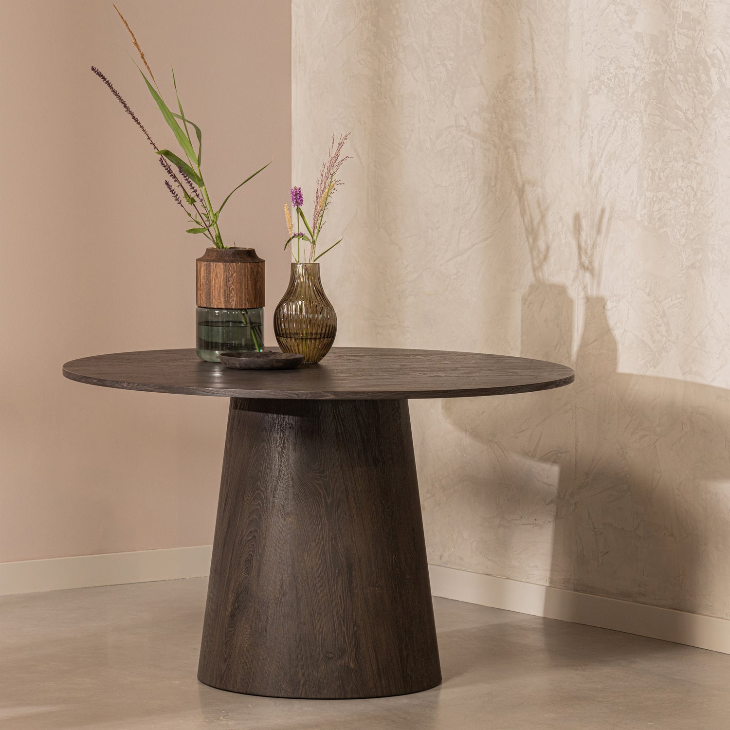 Table à manger ronde marron foncé Maan 75x120 cm
