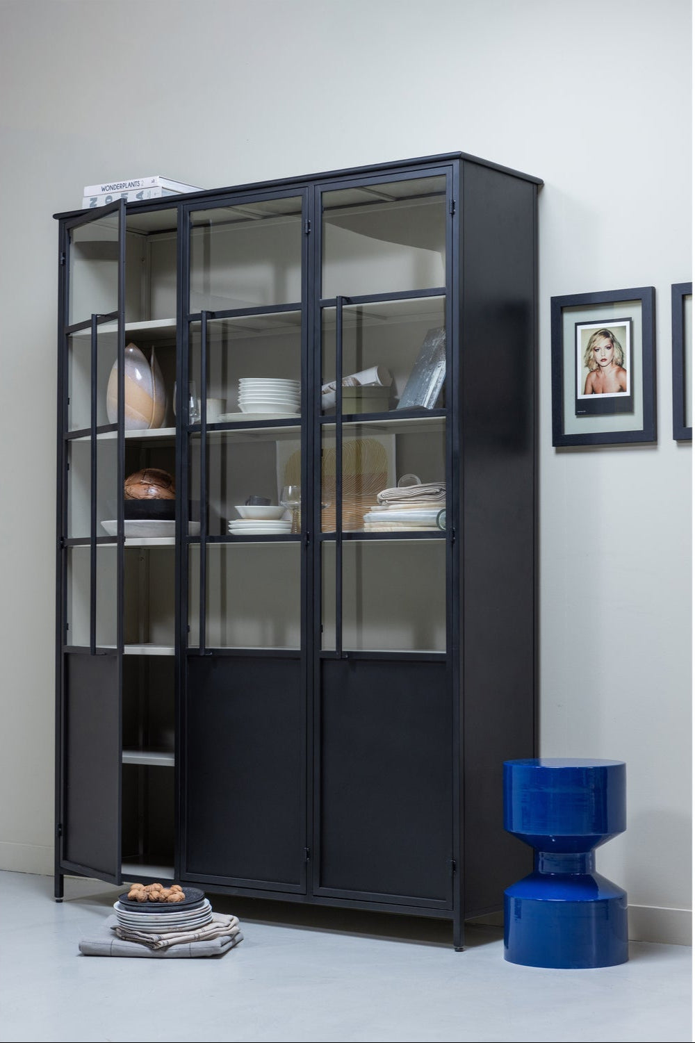 Vitrine 5 étagères en métal noir 200x137 cm
