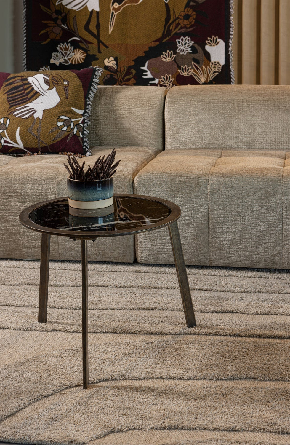 Tappeto con motivo grafico grigio Inure 240x170 cm