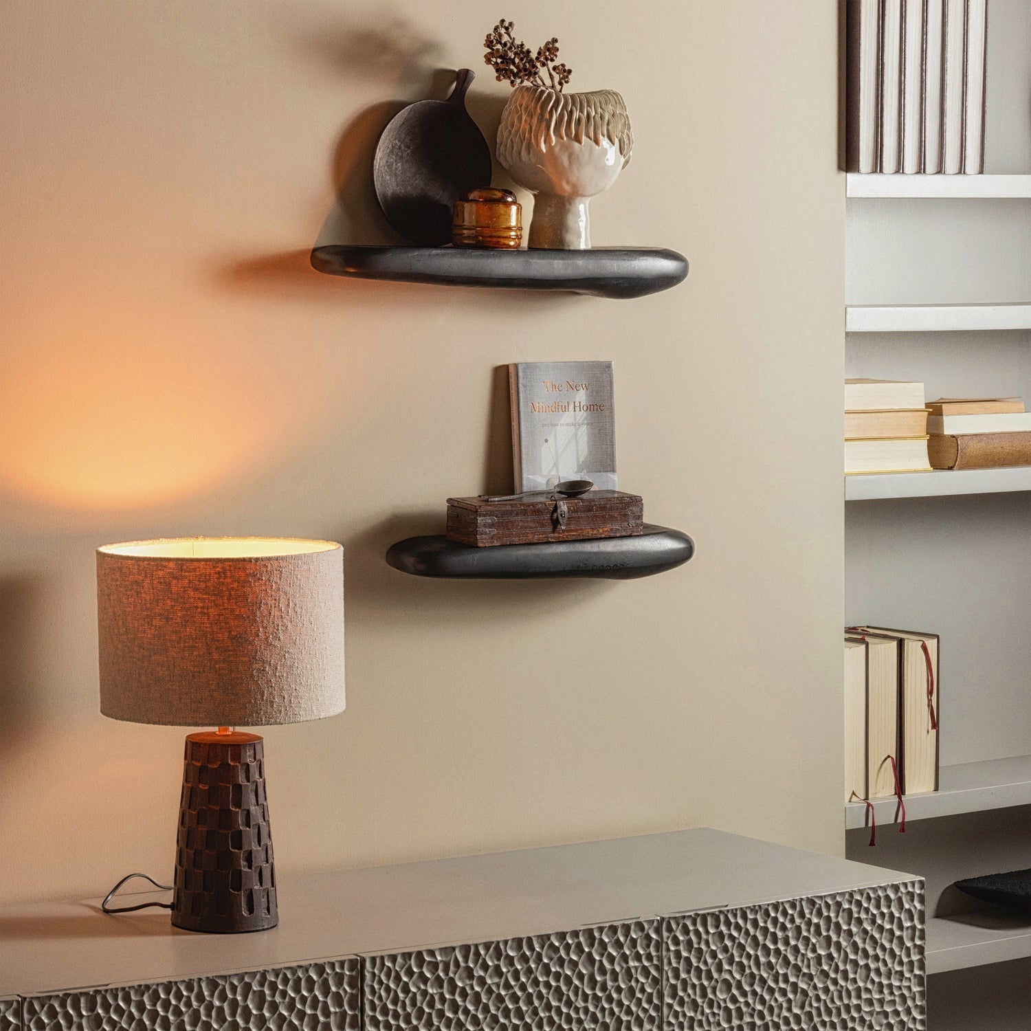 Lampada da tavolo in terracotta marrone Loaf 46x30 cm