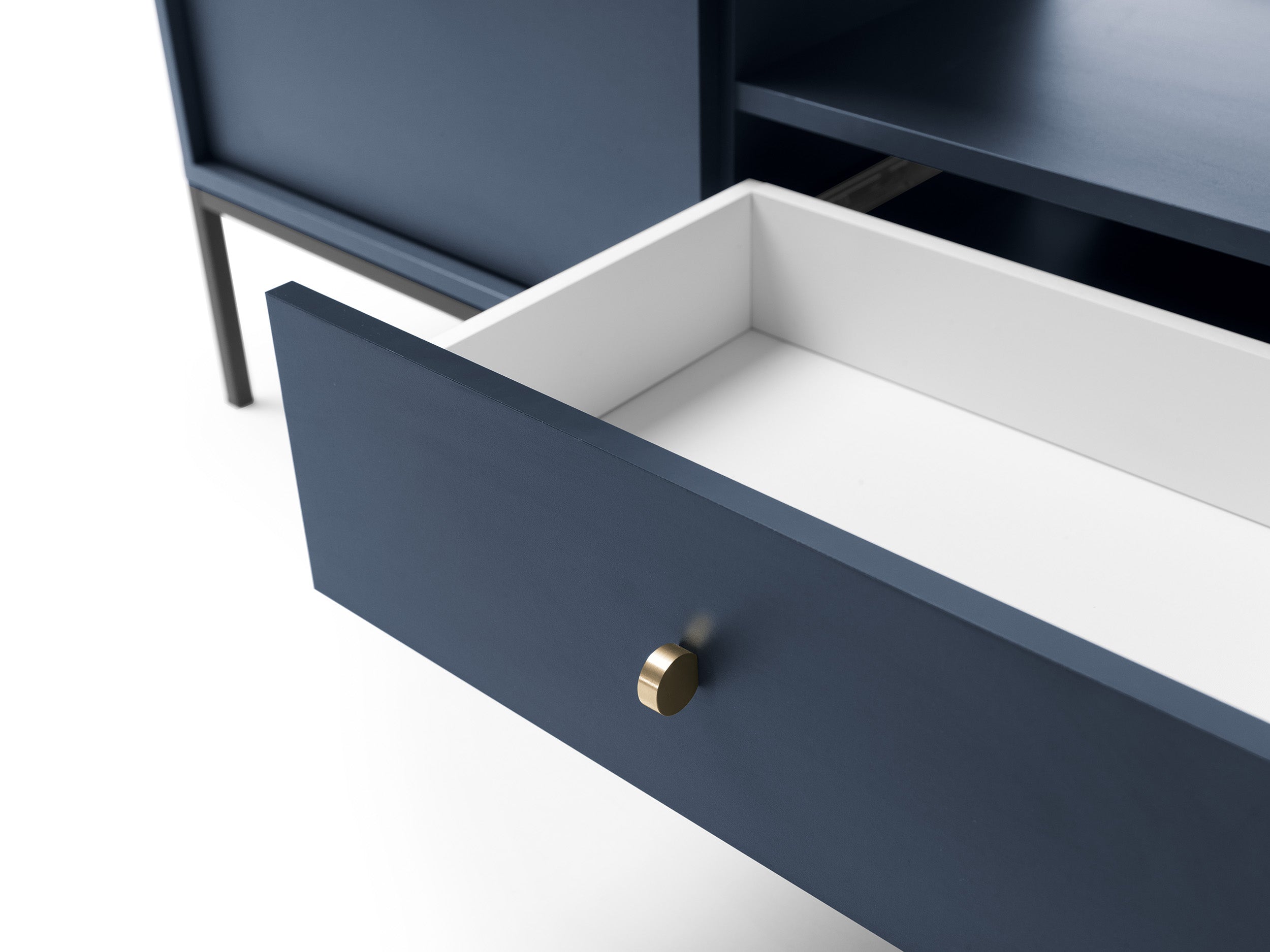Meuble TV 2 portes 1 tiroir et pieds en bois laminé bleu Canterno 154x39 cm 
