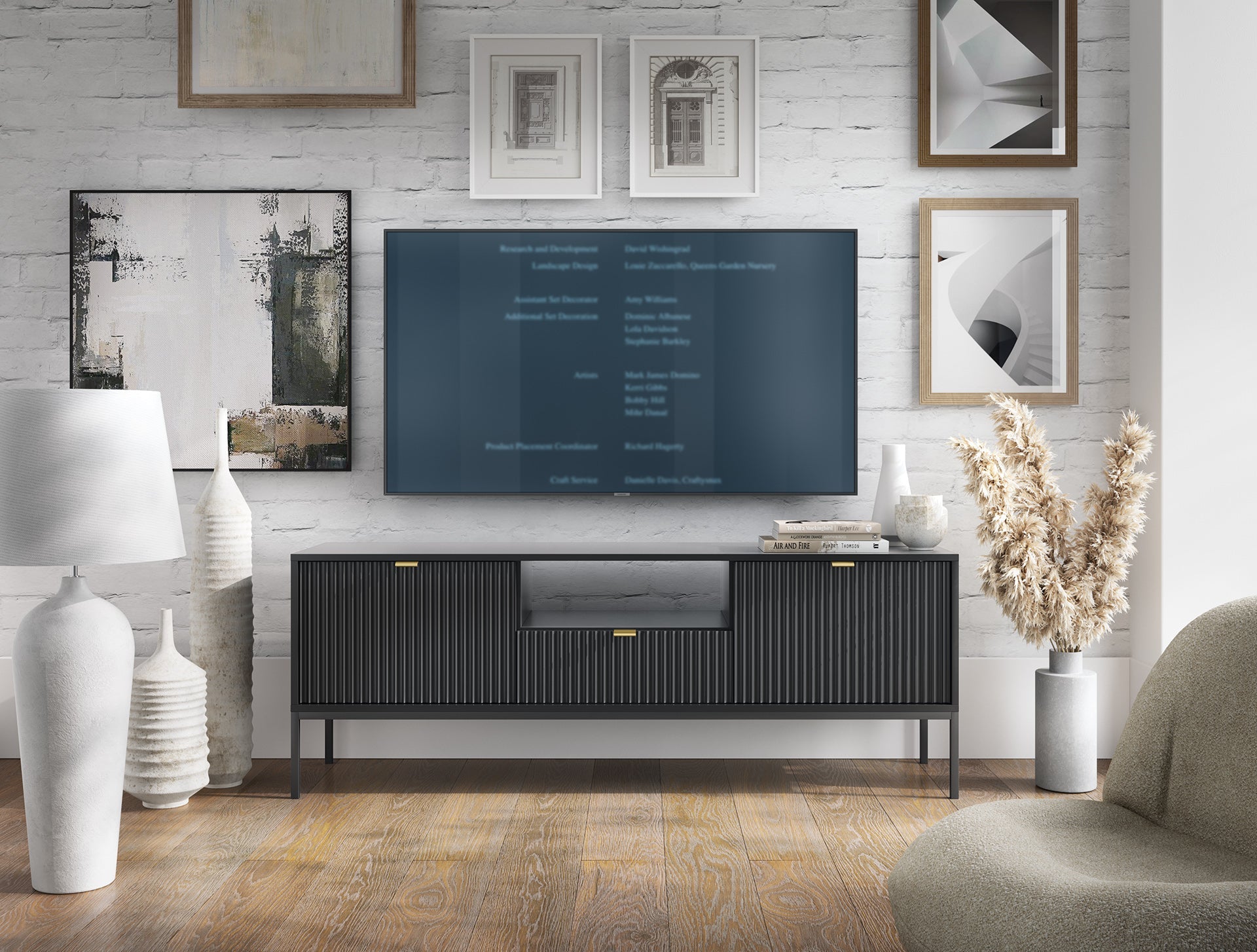 Meuble TV 2 portes 1 tiroir en bois laminé avec pieds en métal noir Miseno 154x56 cm 